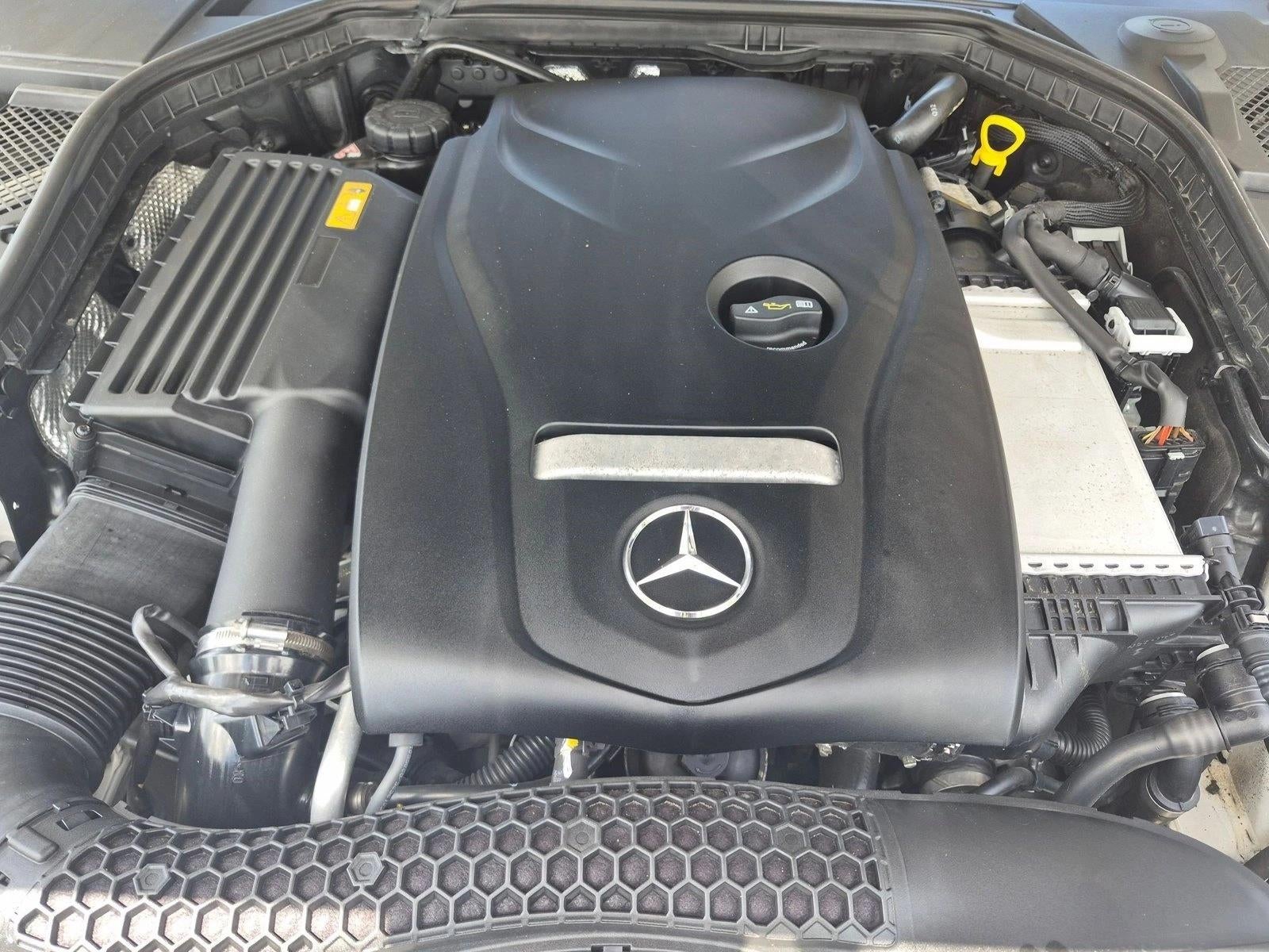 2016 Mercedes-Benz C-Class C 300 4MATIC® Luxury Sedan