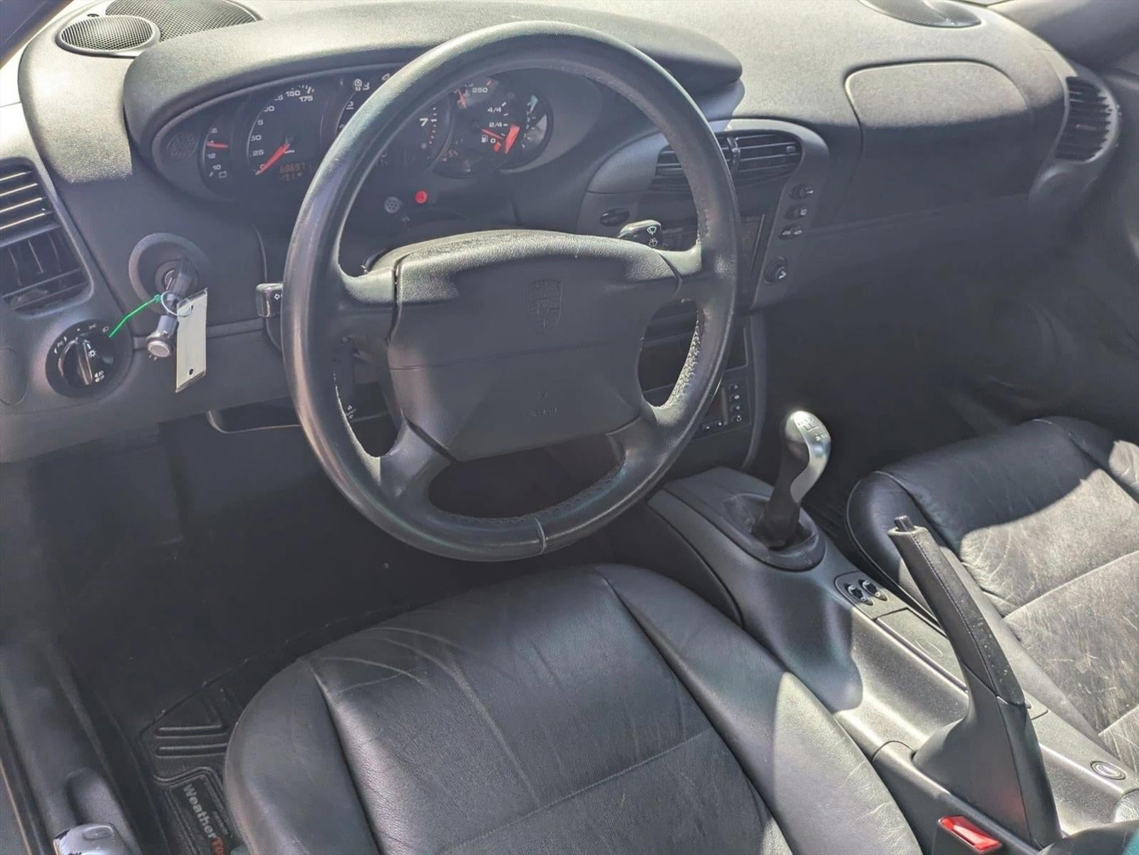 1999 Porsche 911 Carrera Base