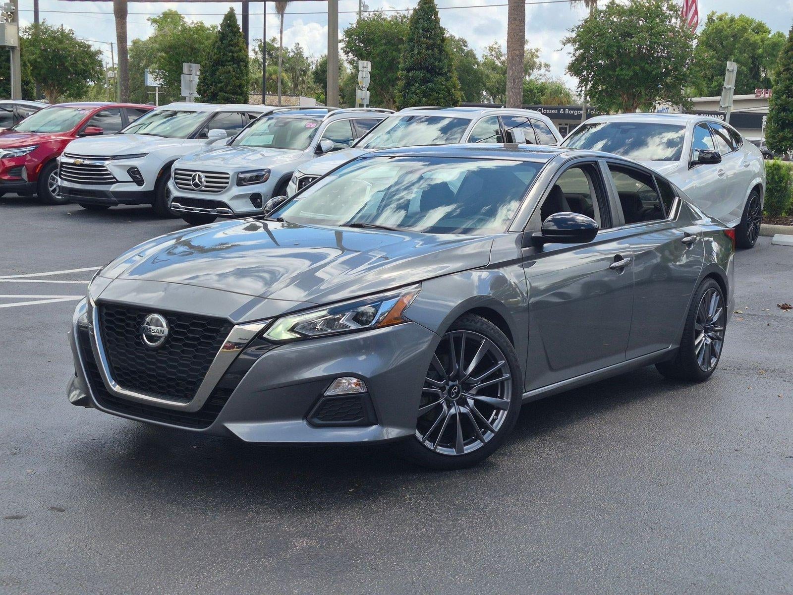 2022 Nissan Altima 2.5 SR Sedan