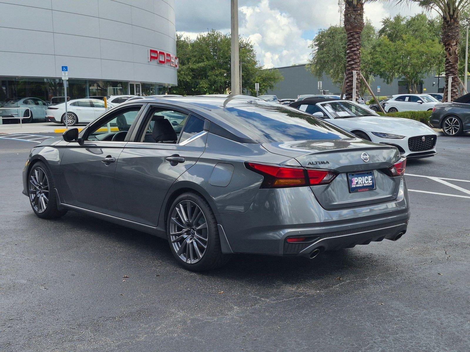 2022 Nissan Altima 2.5 SR Sedan