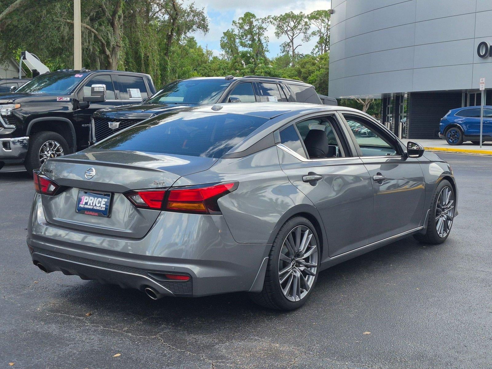 2022 Nissan Altima 2.5 SR Sedan