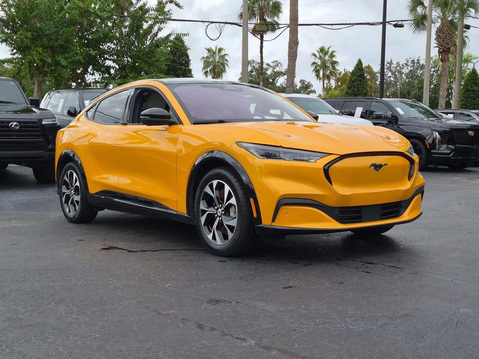 2022 Ford Mustang Mach-E Premium RWD