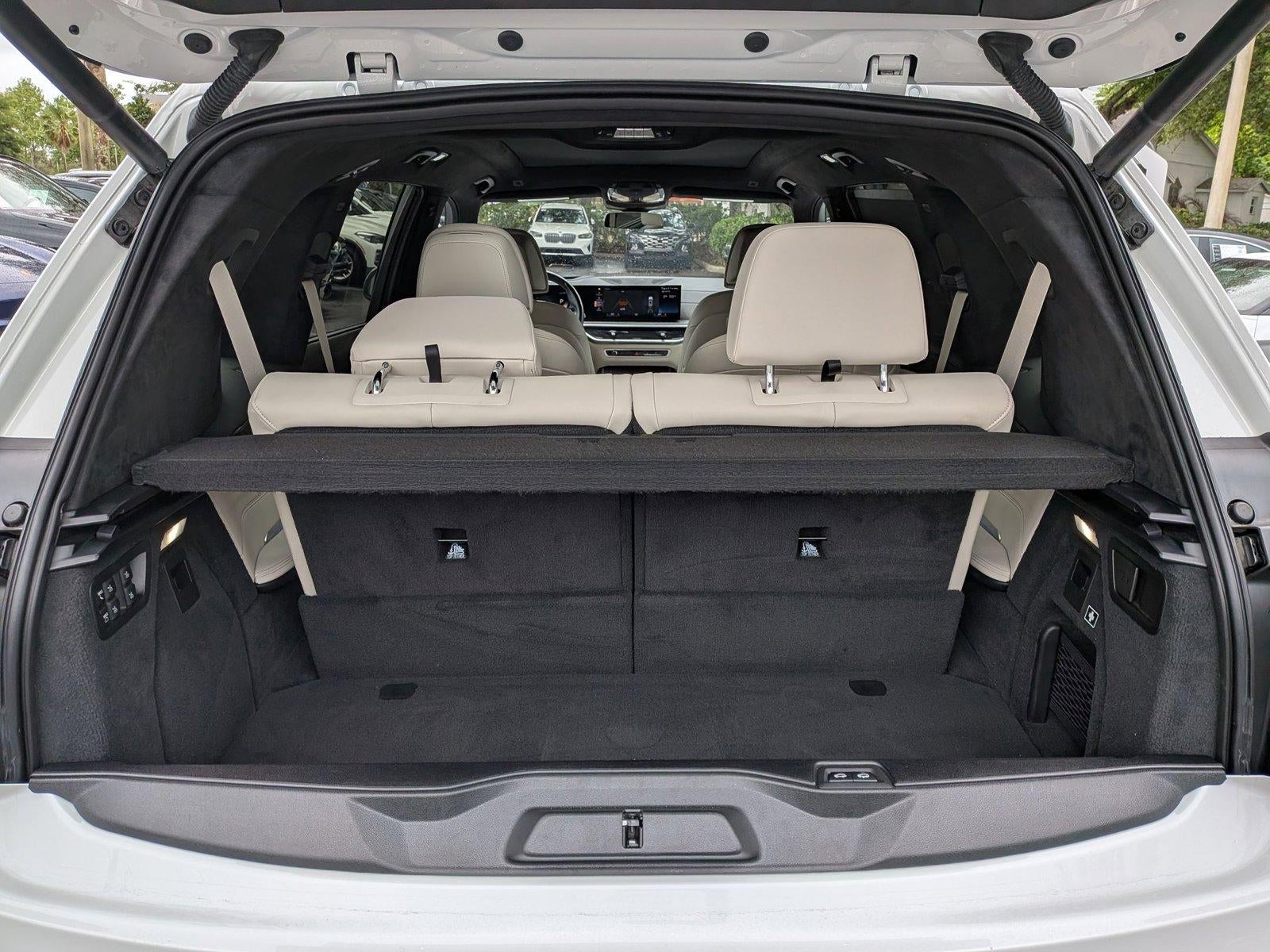 2023 BMW X7 xDrive40i Sports Activity Vehicle