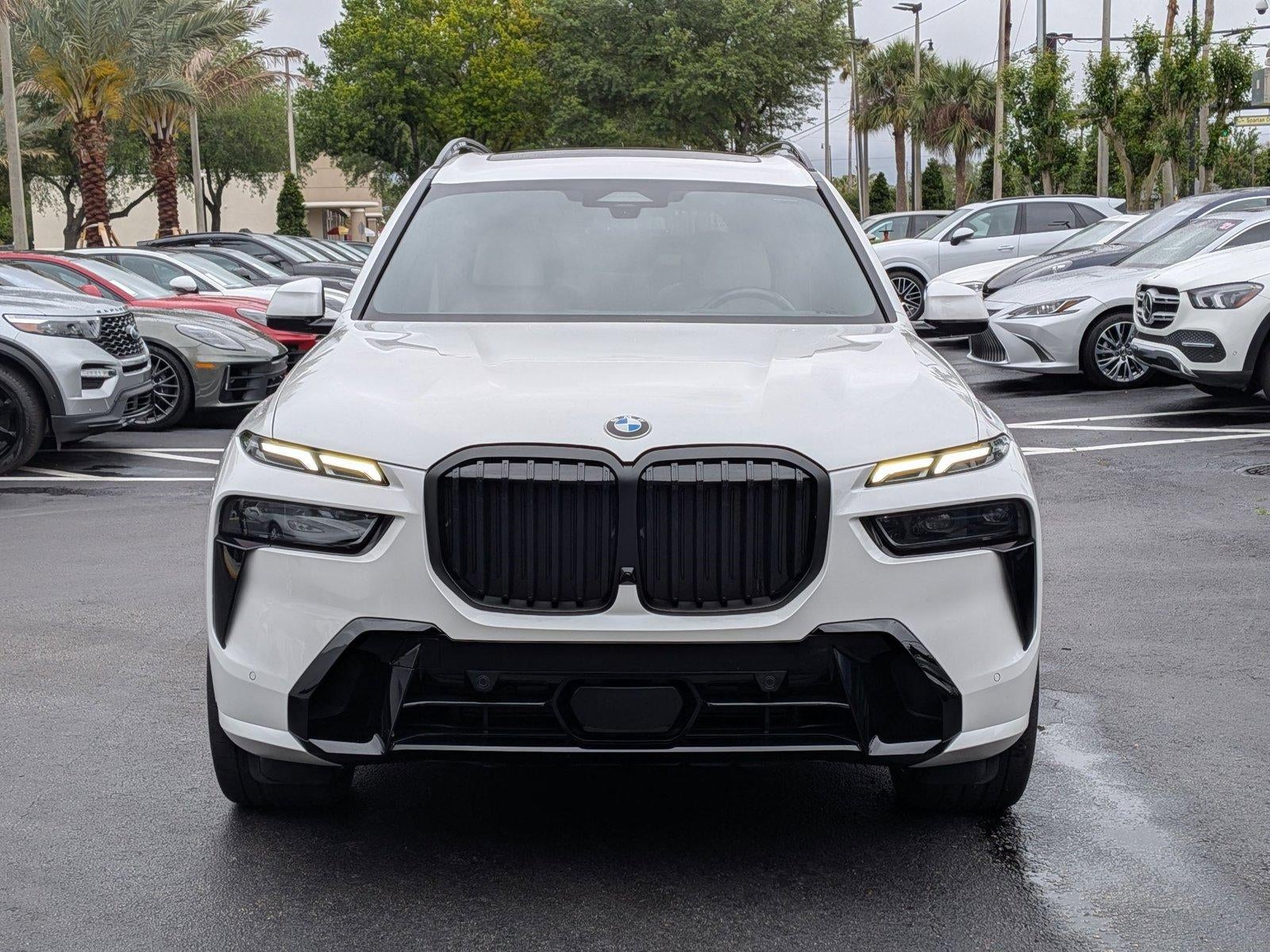 2023 BMW X7 xDrive40i Sports Activity Vehicle