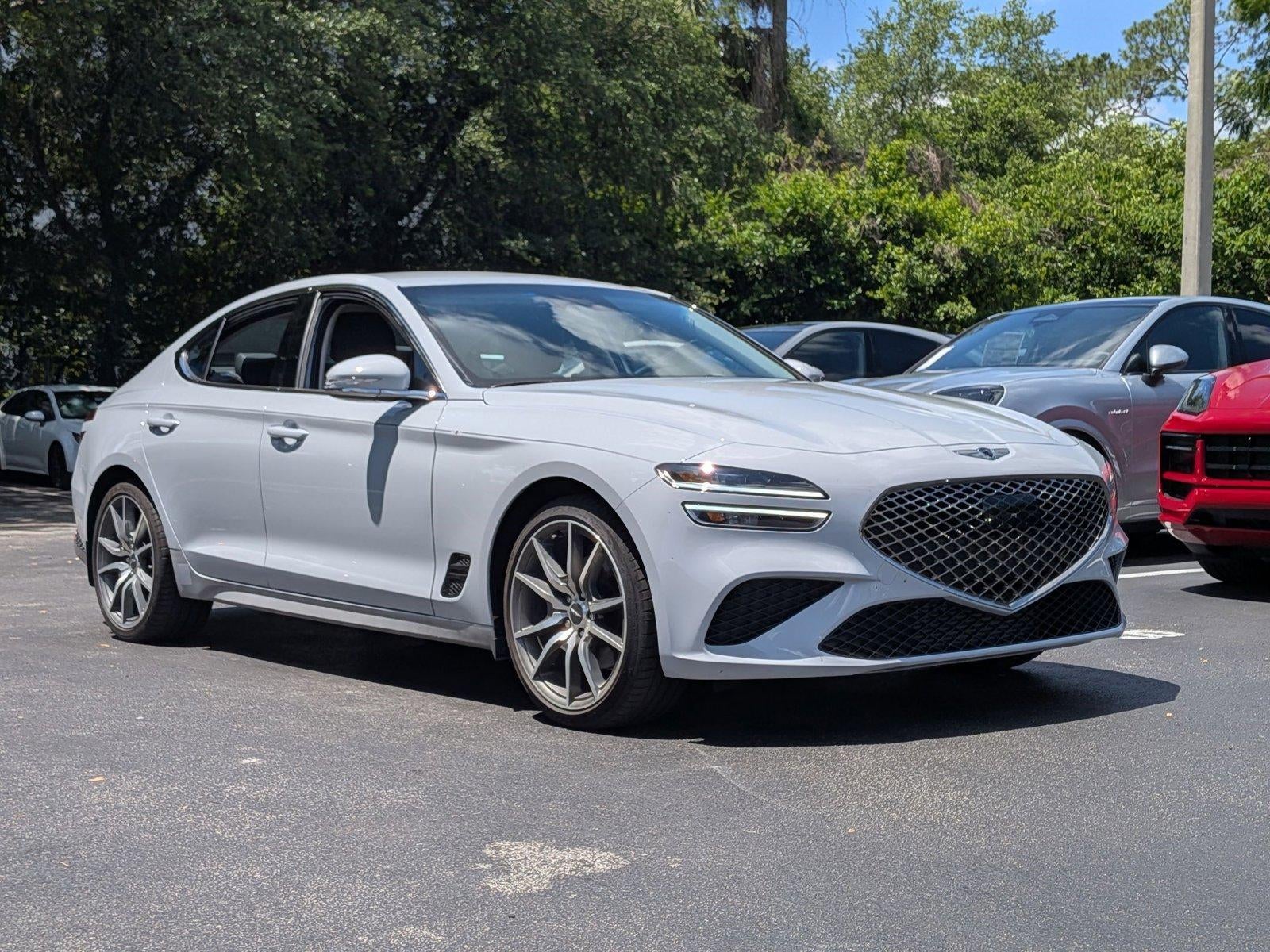 2023 Genesis G70 2.0T RWD