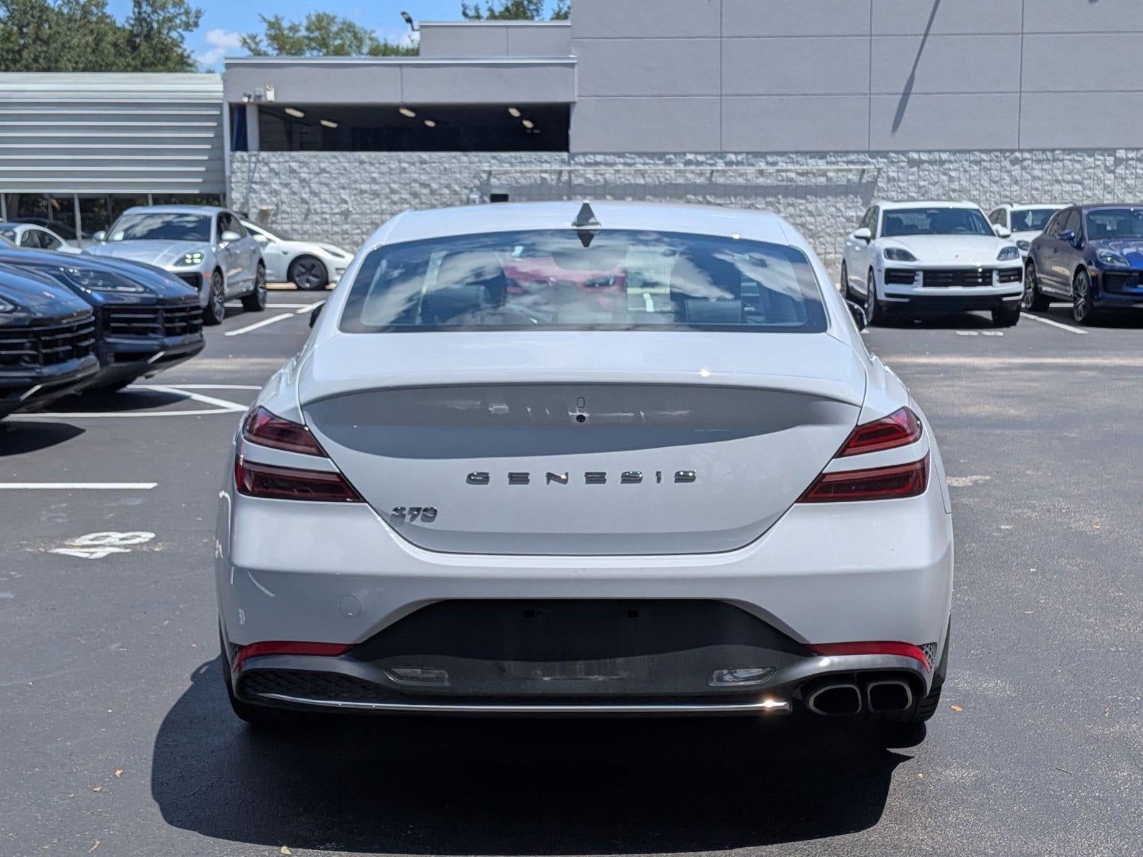2023 Genesis G70 2.0T RWD
