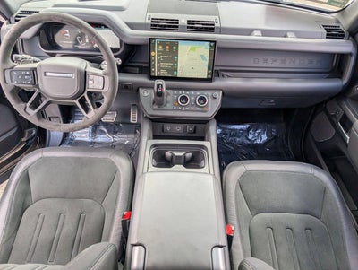 2024 Land Rover Defender 90 P525 V8