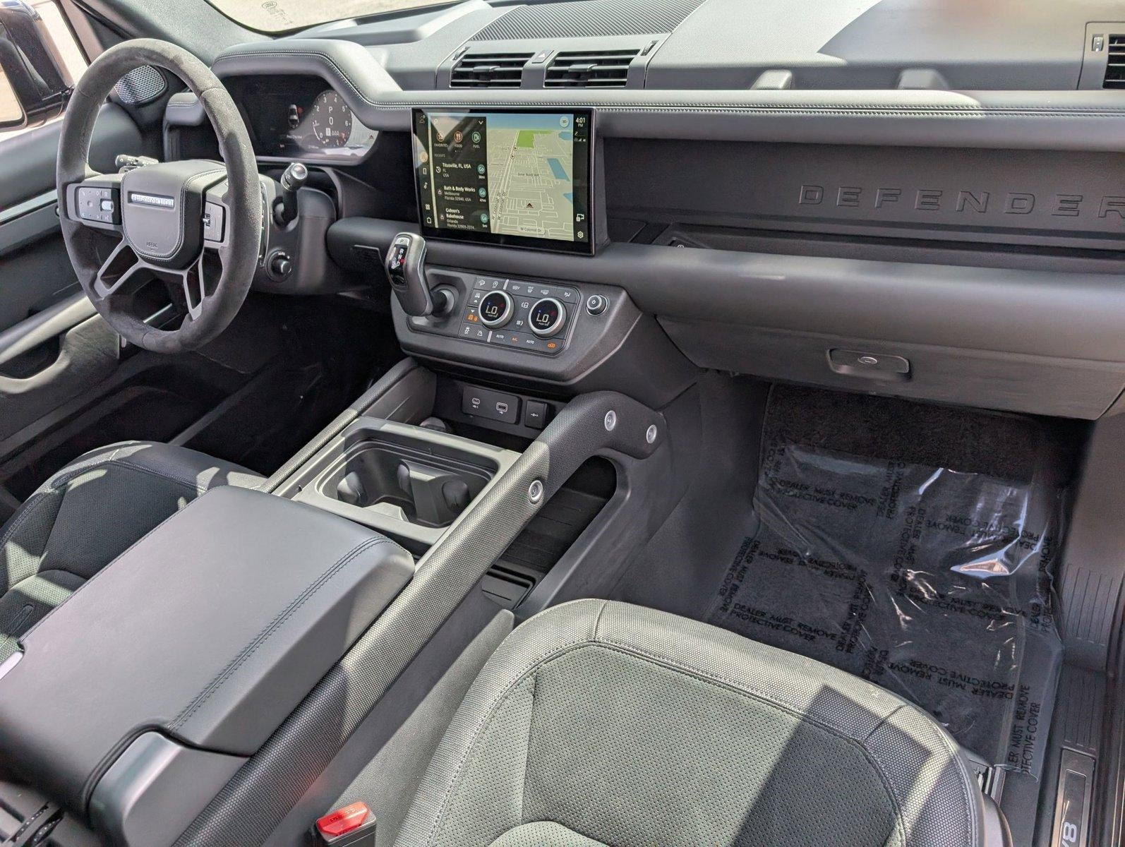 2024 Land Rover Defender 90 P525 V8
