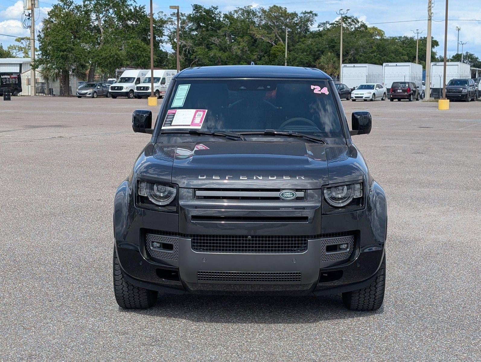 2024 Land Rover Defender 90 P525 V8