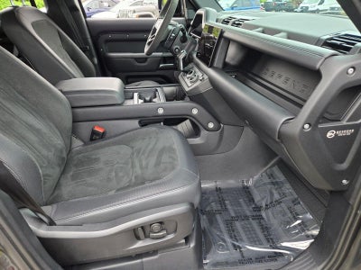 2022 Land Rover Defender 110 V8 AWD