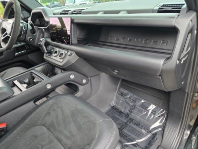 2022 Land Rover Defender 110 V8 AWD