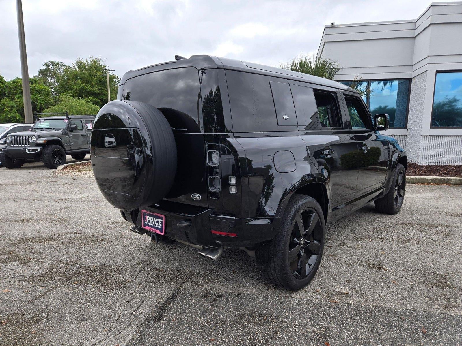 2022 Land Rover Defender 110 V8 AWD