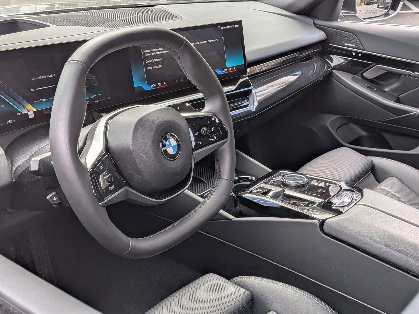 2025 BMW 530i Sedan