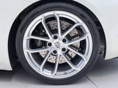 2023 Porsche 718 Spyder Roadster