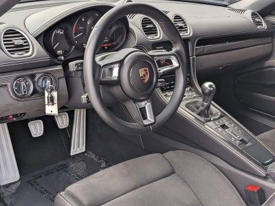 2023 Porsche 718 Spyder Roadster