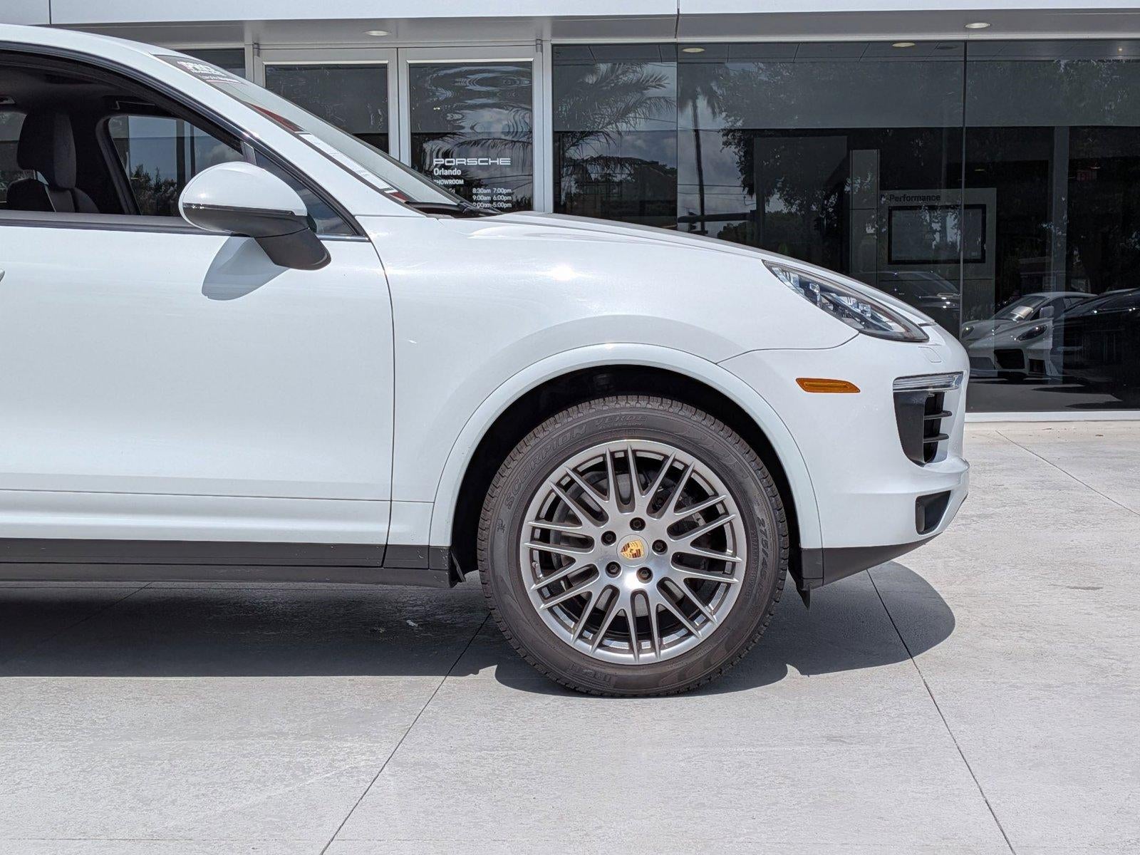 2017 Porsche Cayenne Platinum Edition AWD