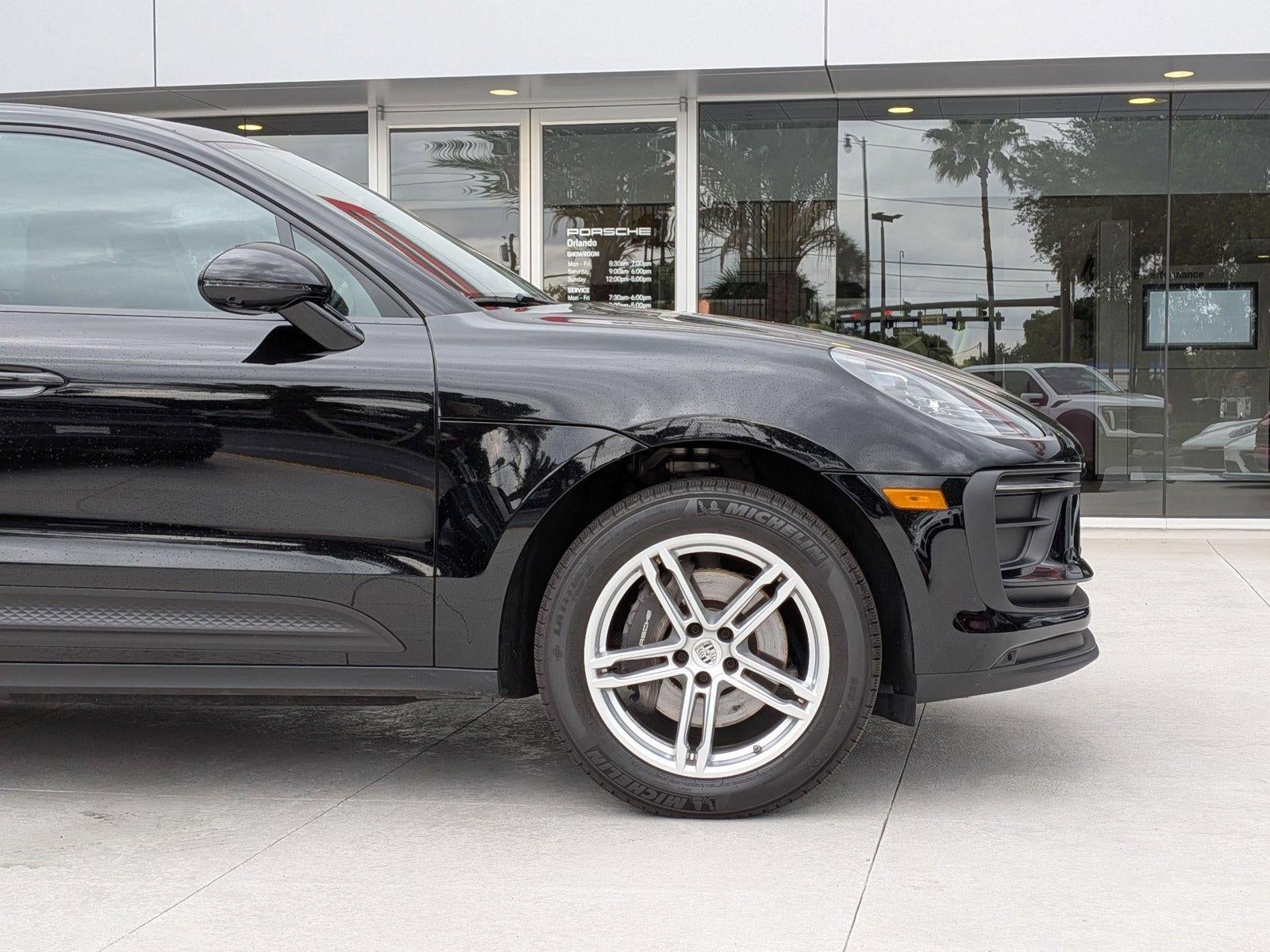 2025 Porsche Macan AWD