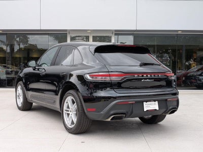 2025 Porsche Macan AWD