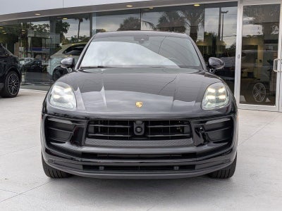 2025 Porsche Macan AWD