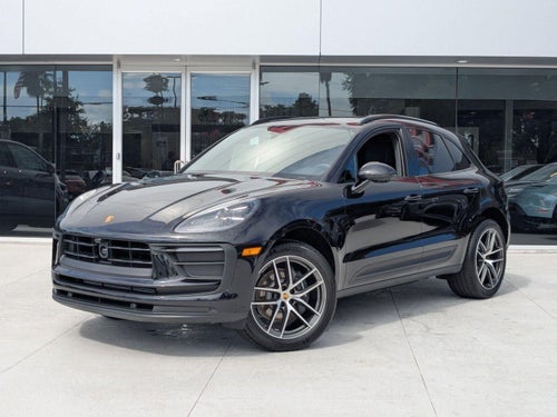 2025 Porsche Macan AWD