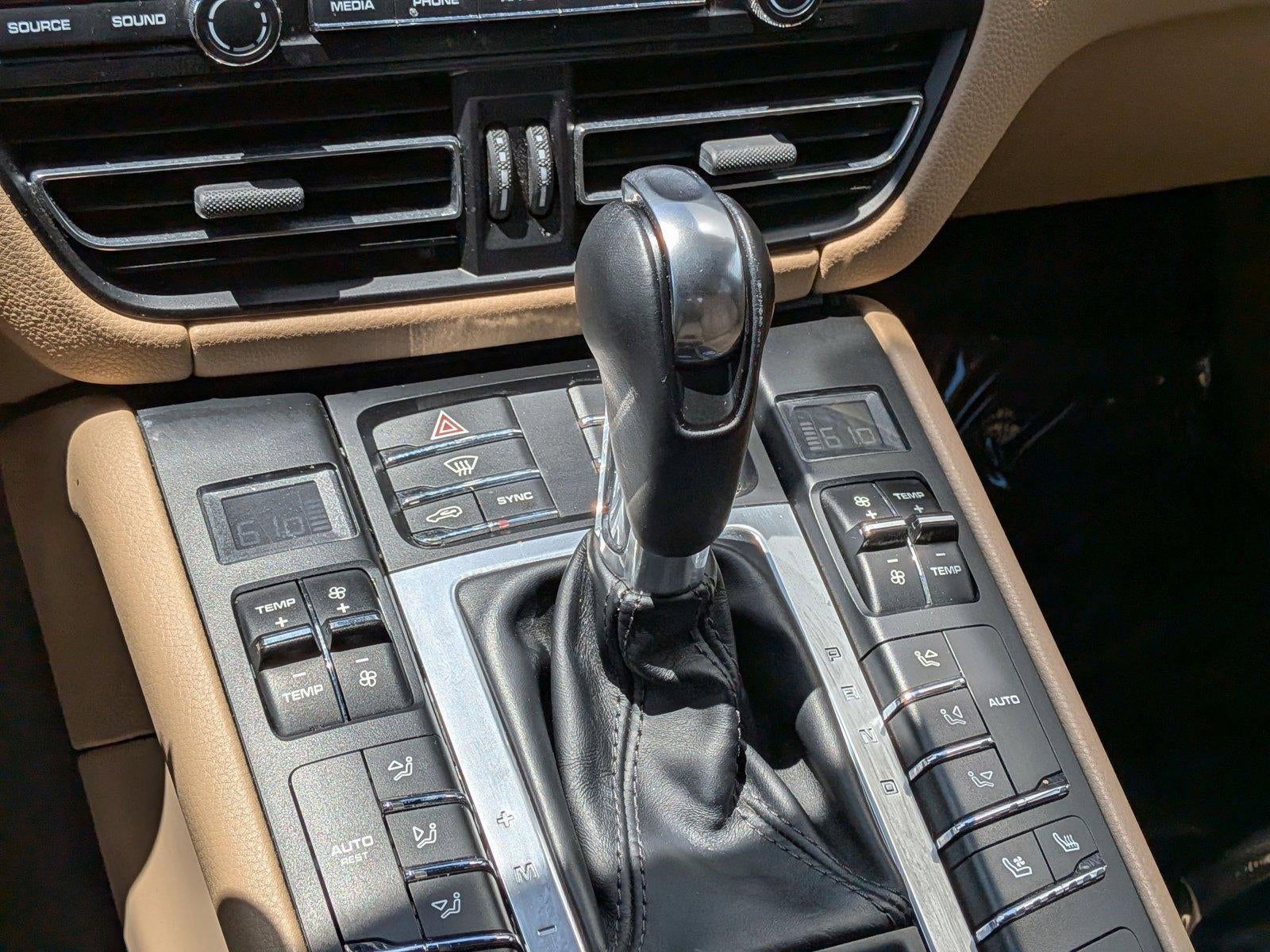 2019 Porsche Macan AWD