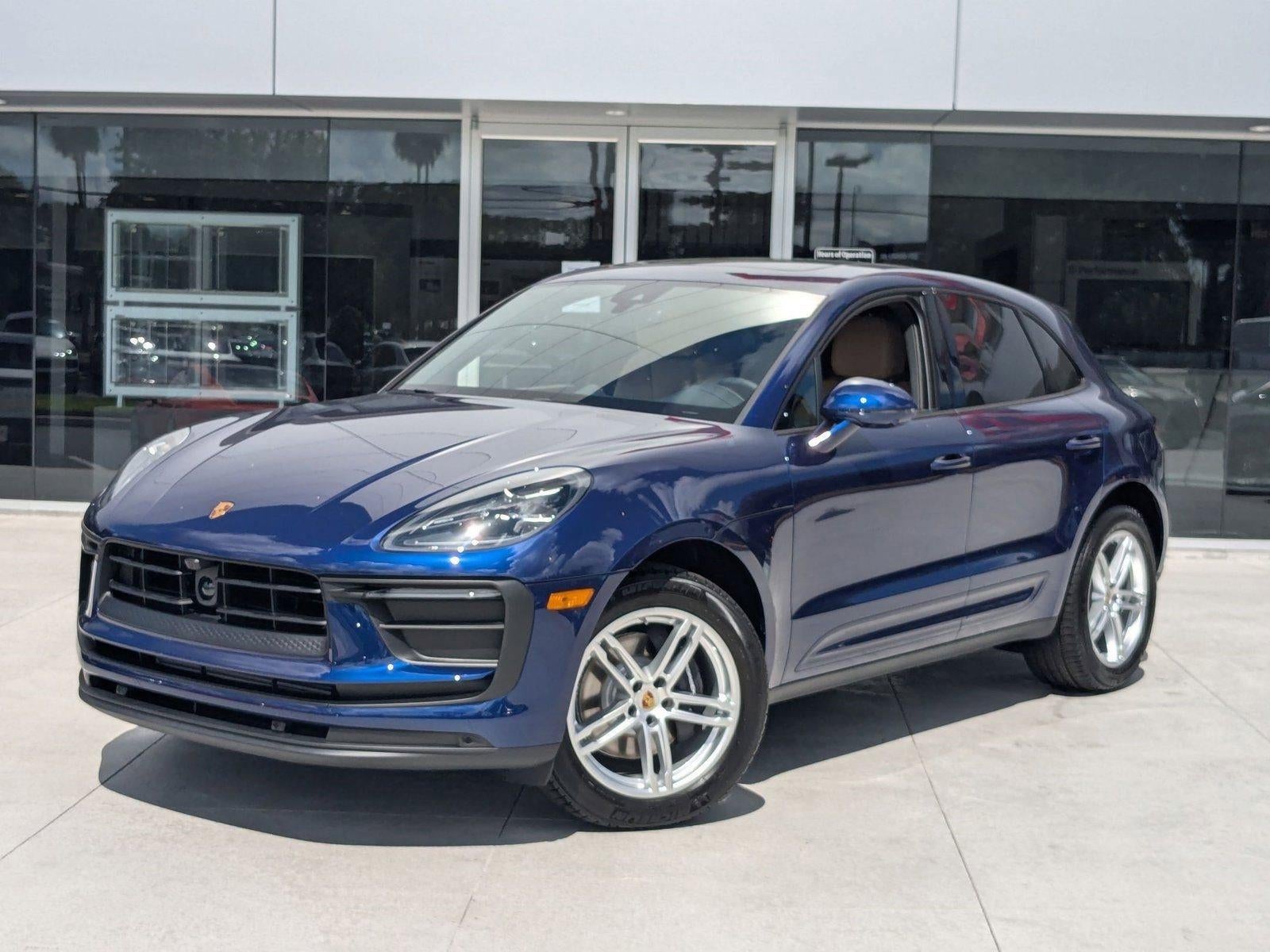 2025 Porsche Macan AWD