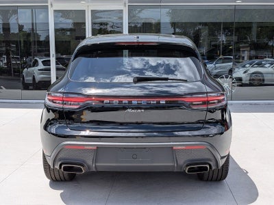 2025 Porsche Macan AWD