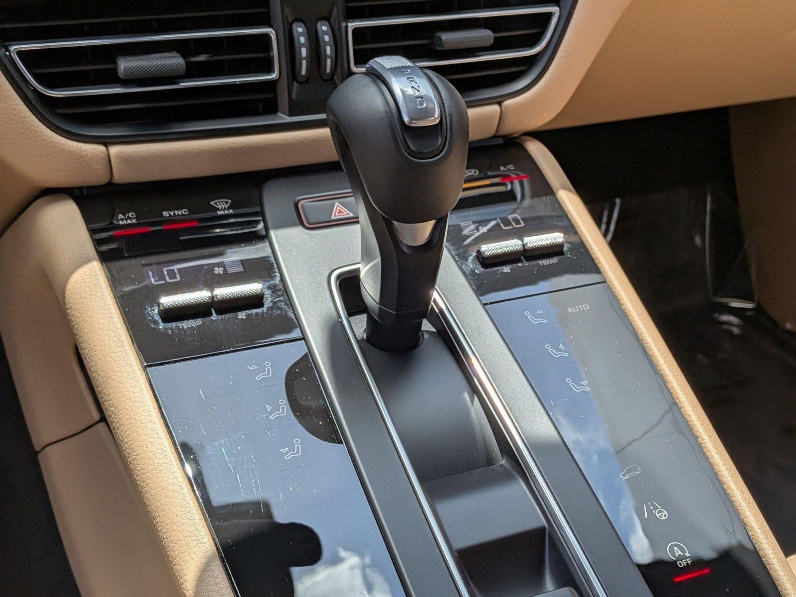 2025 Porsche Macan AWD