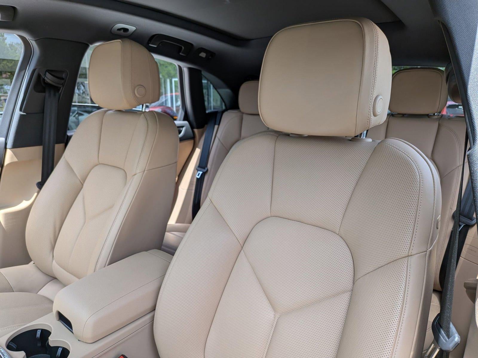 2025 Porsche Macan AWD