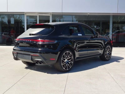 2025 Porsche Macan AWD