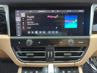 2023 Porsche Macan AWD