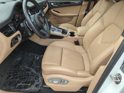 2023 Porsche Macan AWD
