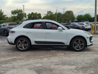 2023 Porsche Macan AWD