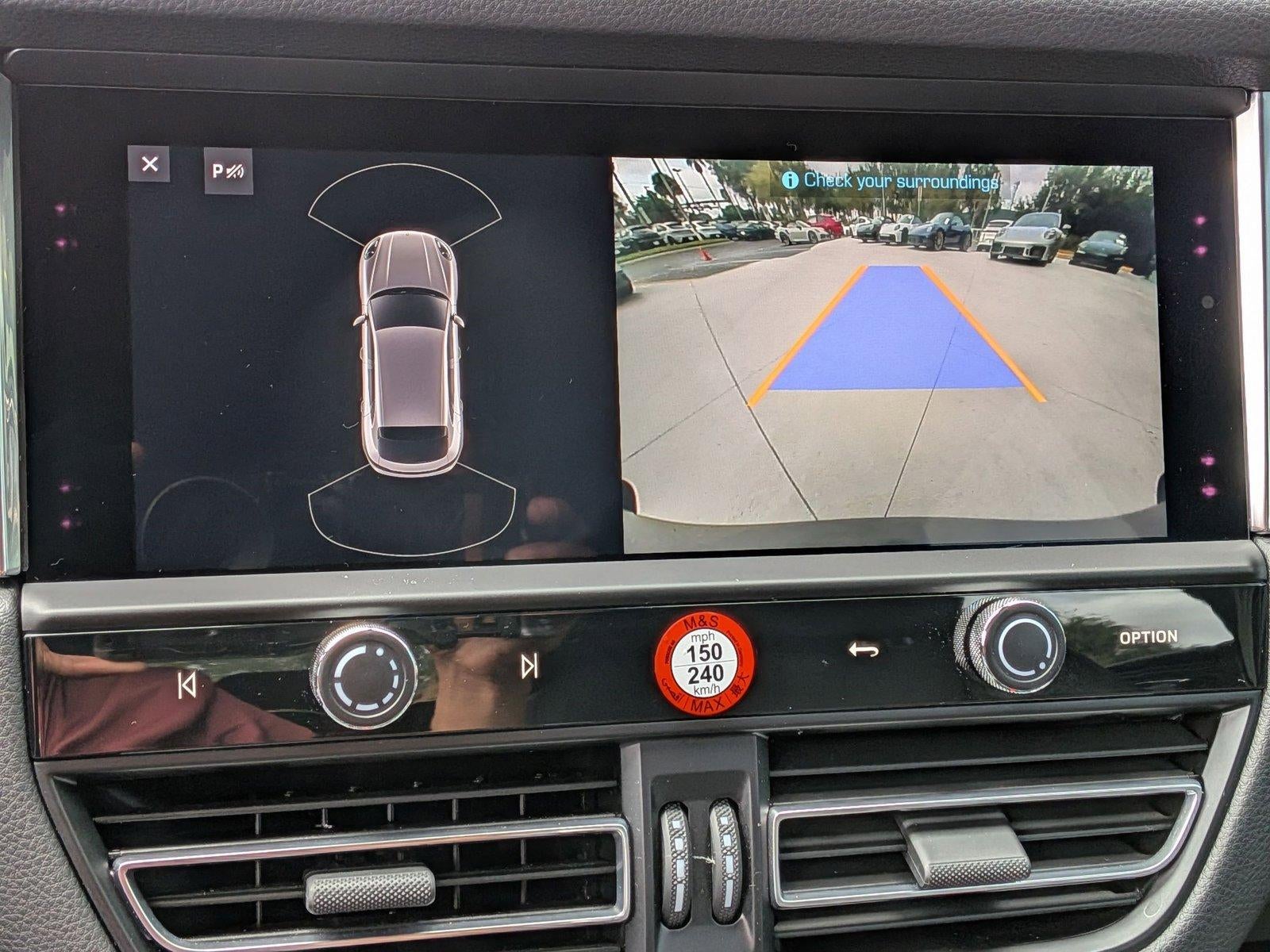 2025 Porsche Macan AWD