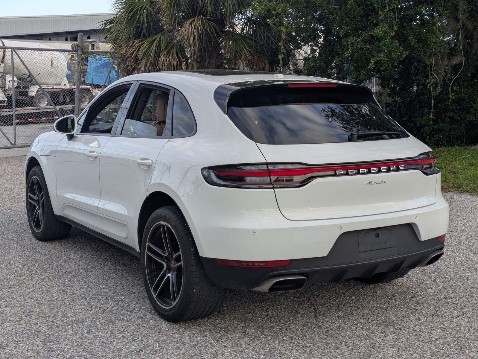 2021 Porsche Macan AWD