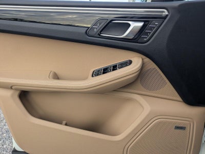 2021 Porsche Macan AWD