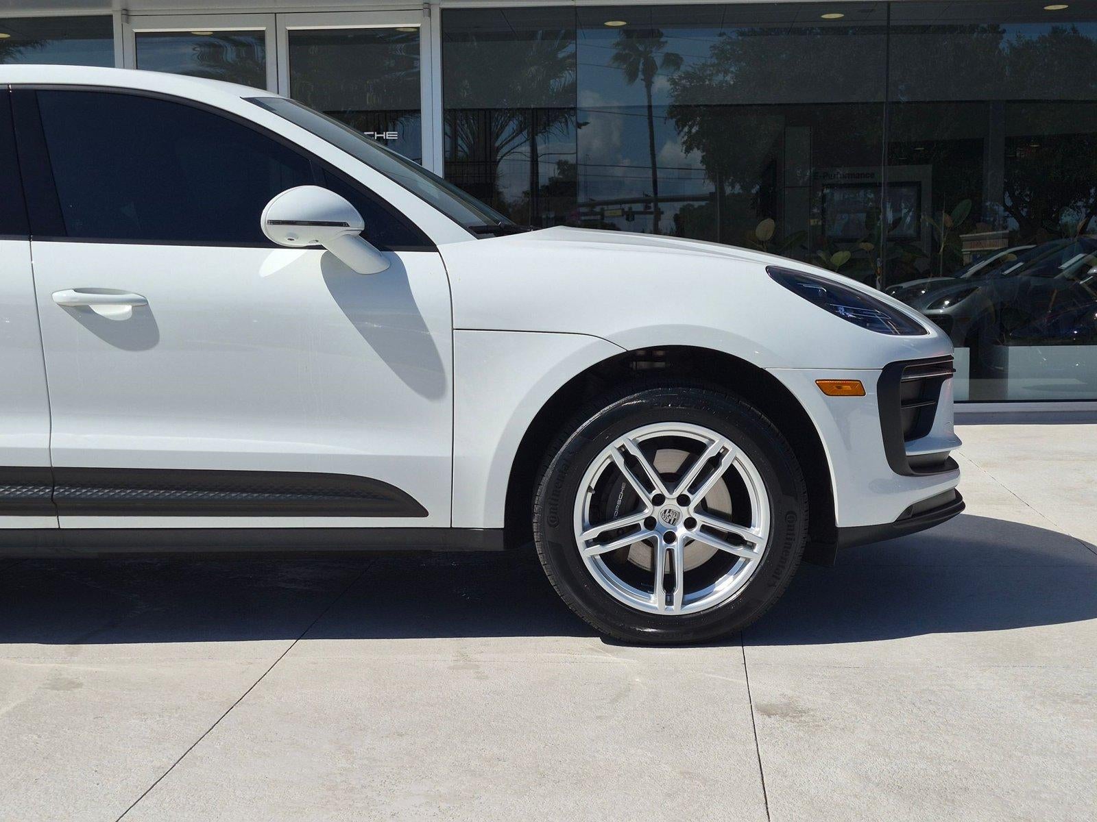 2023 Porsche Macan AWD