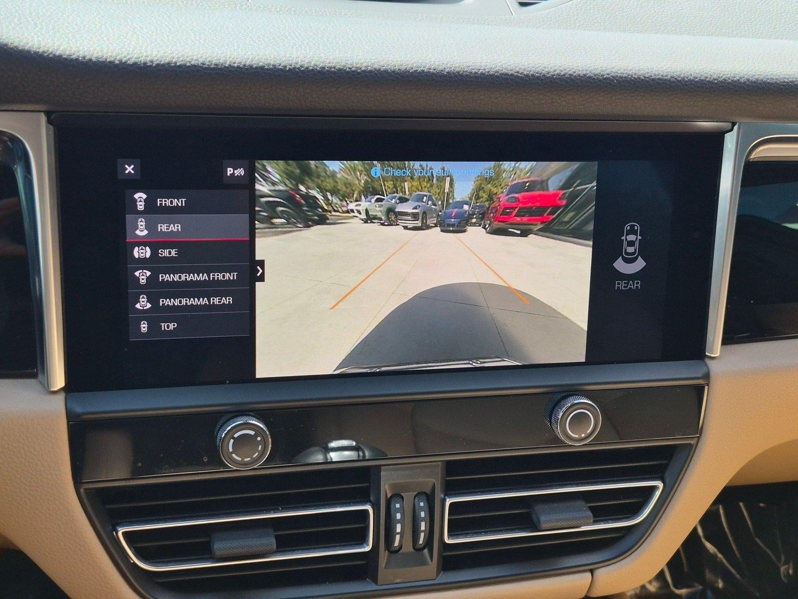 2023 Porsche Macan AWD