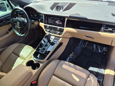 2023 Porsche Macan AWD