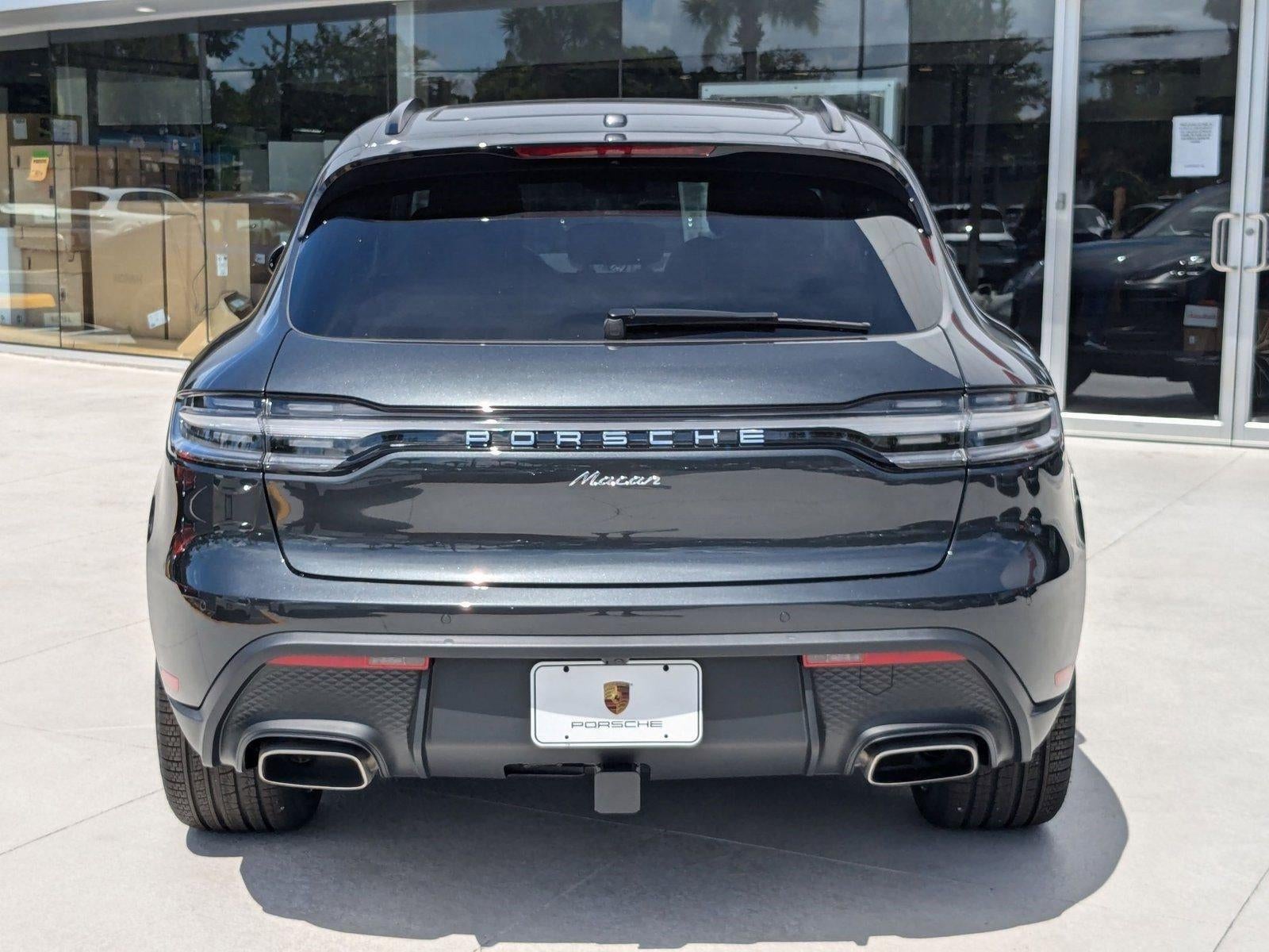 2025 Porsche Macan AWD