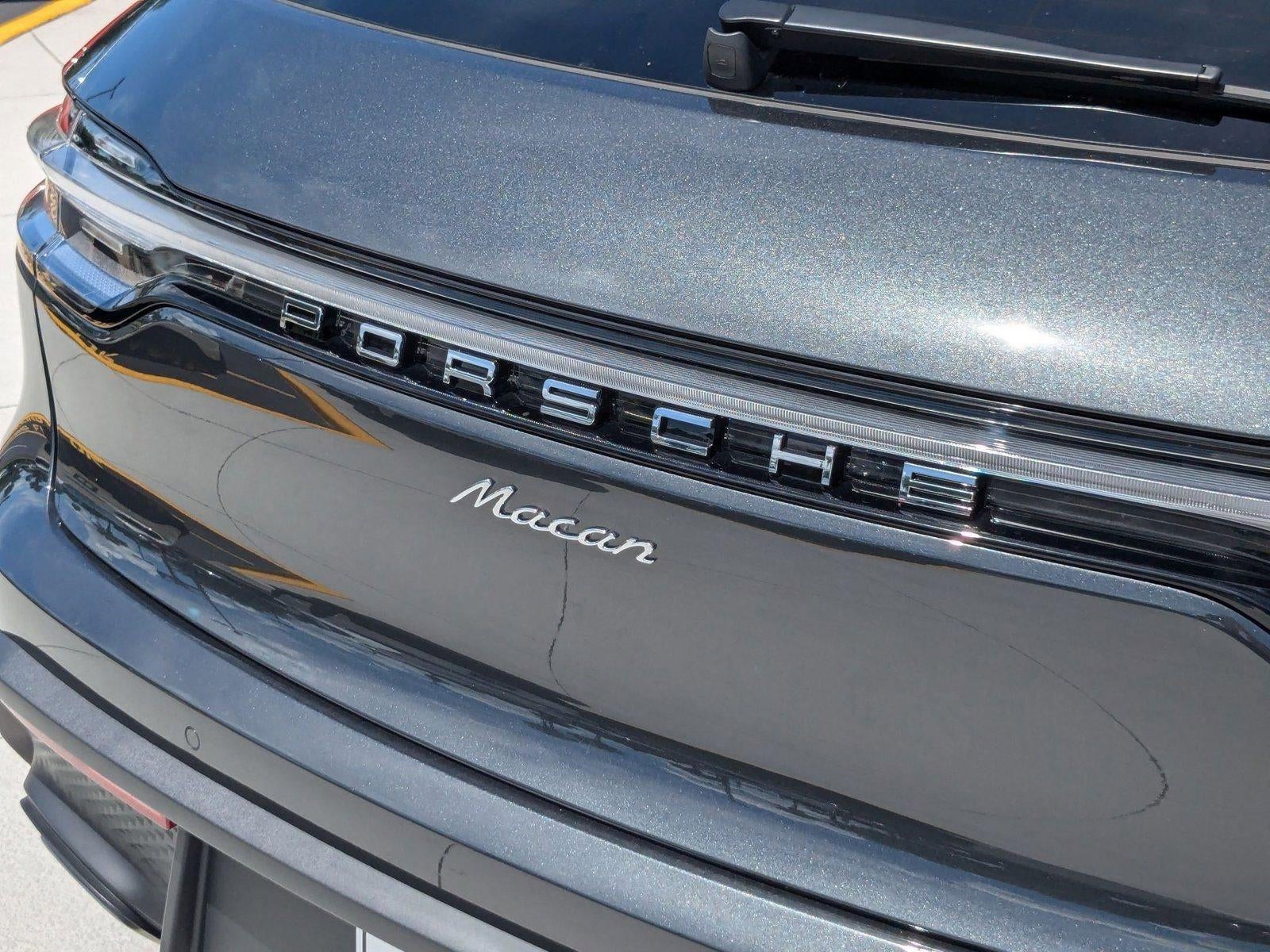 2025 Porsche Macan AWD