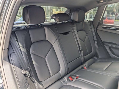 2025 Porsche Macan AWD