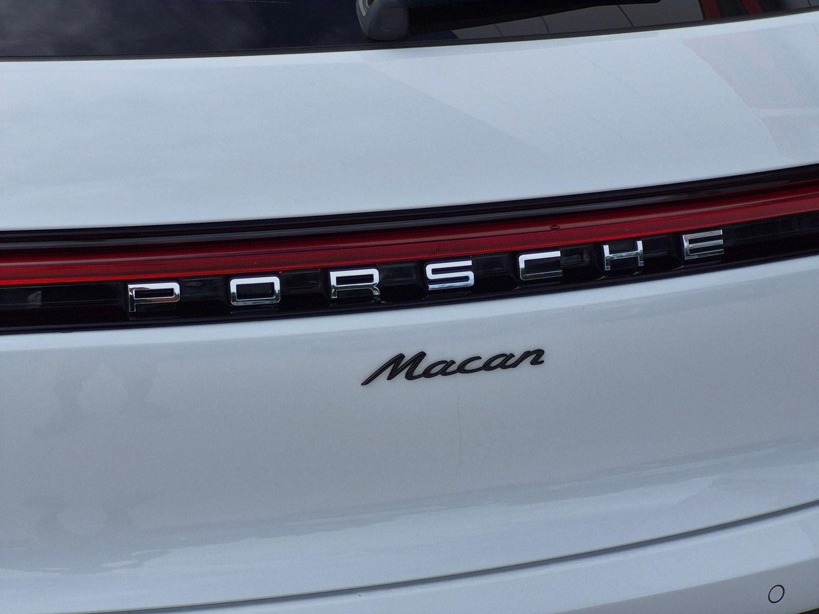 2023 Porsche Macan AWD