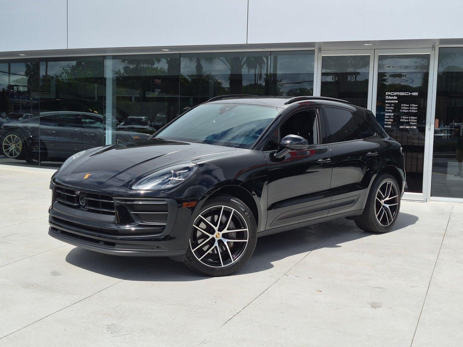2023 Porsche Macan AWD