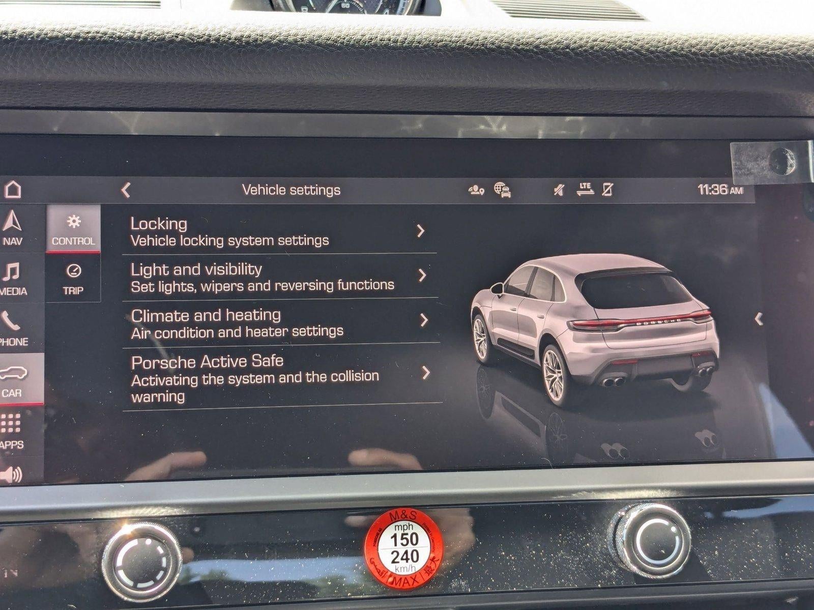 2025 Porsche Macan AWD