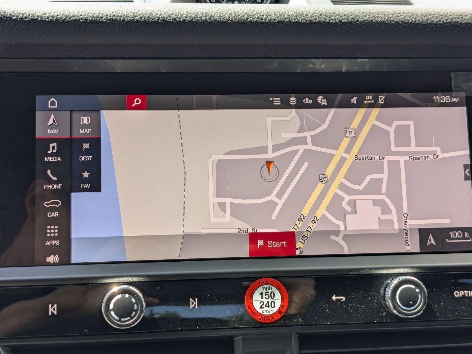 2025 Porsche Macan AWD