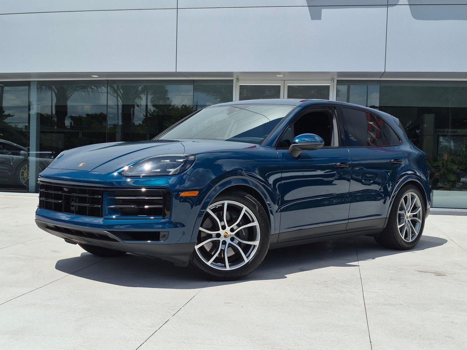 2025 Porsche Cayenne AWD