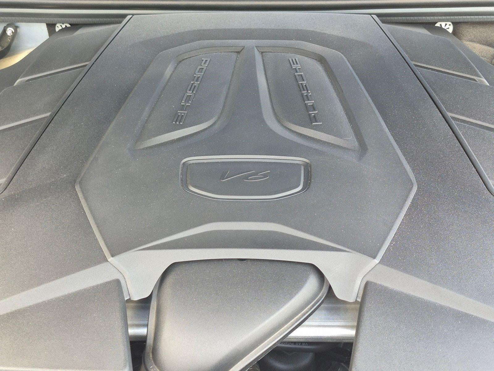 2025 Porsche Cayenne AWD
