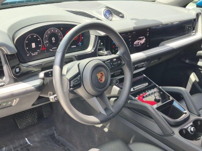 2025 Porsche Cayenne AWD