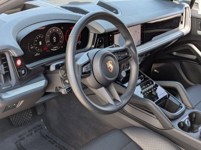 2025 Porsche Cayenne AWD